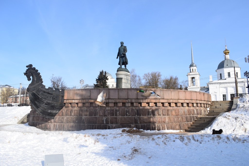 Афанасий никитин тверь заволжский район фото Афанасий Никитин, памятник, мемориал, Тверь, Заволжский район - Яндекс Карты