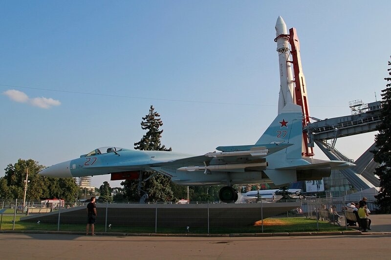 площадь промышленности в москве