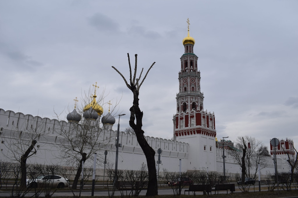 4. Новодевичий монастырь. Новодевичий монастырь при Иване 3. Сретенский Новодевичий монастырь (закрыт в 1764 году). Новодевичий монастырь 16 век.